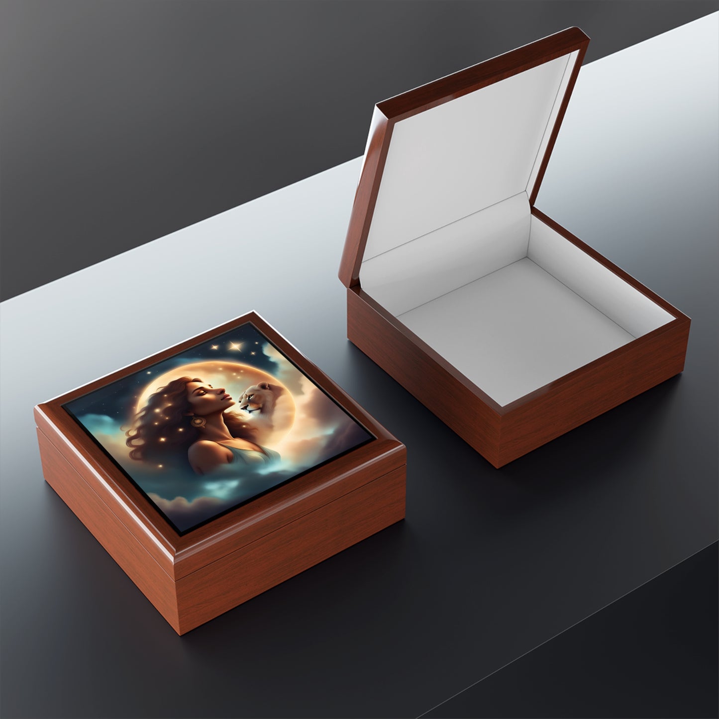 Leo Jewelry / Keepsake Box