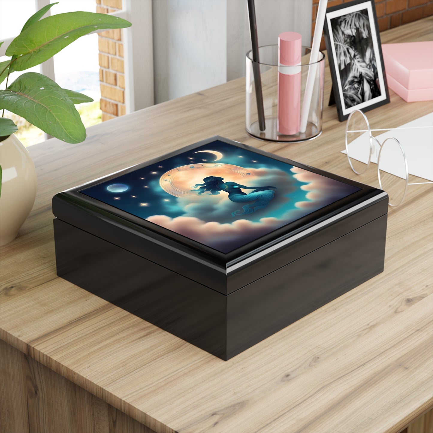 Aquarius Jewelry/Keepsake Box