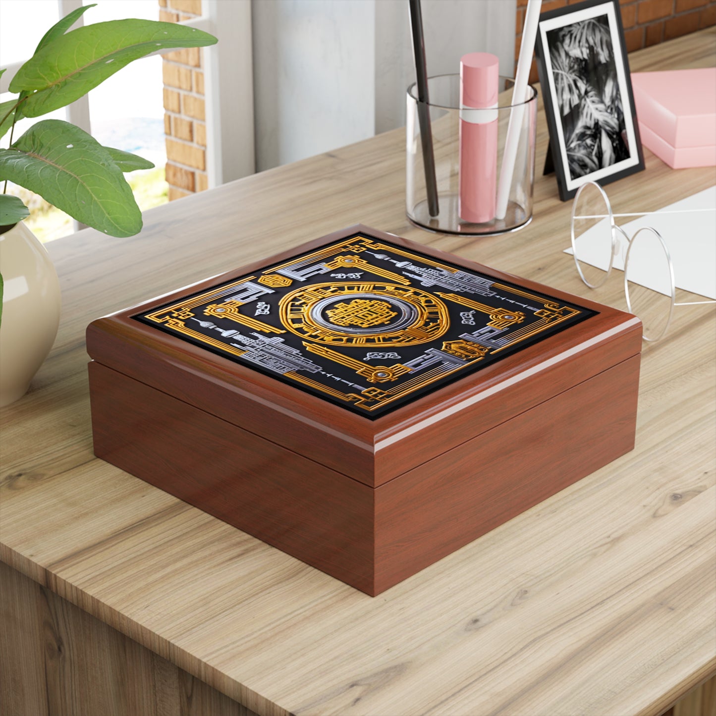 Shangahai VI Jewelry / Keepake Box