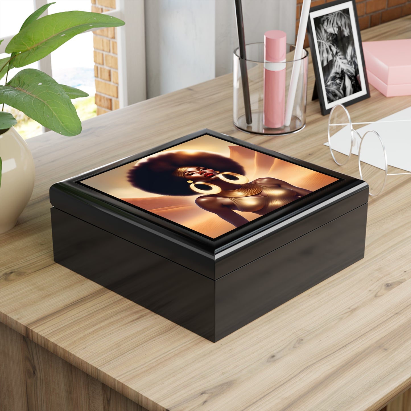 Golden Lady Jewelry/Keepsake Box